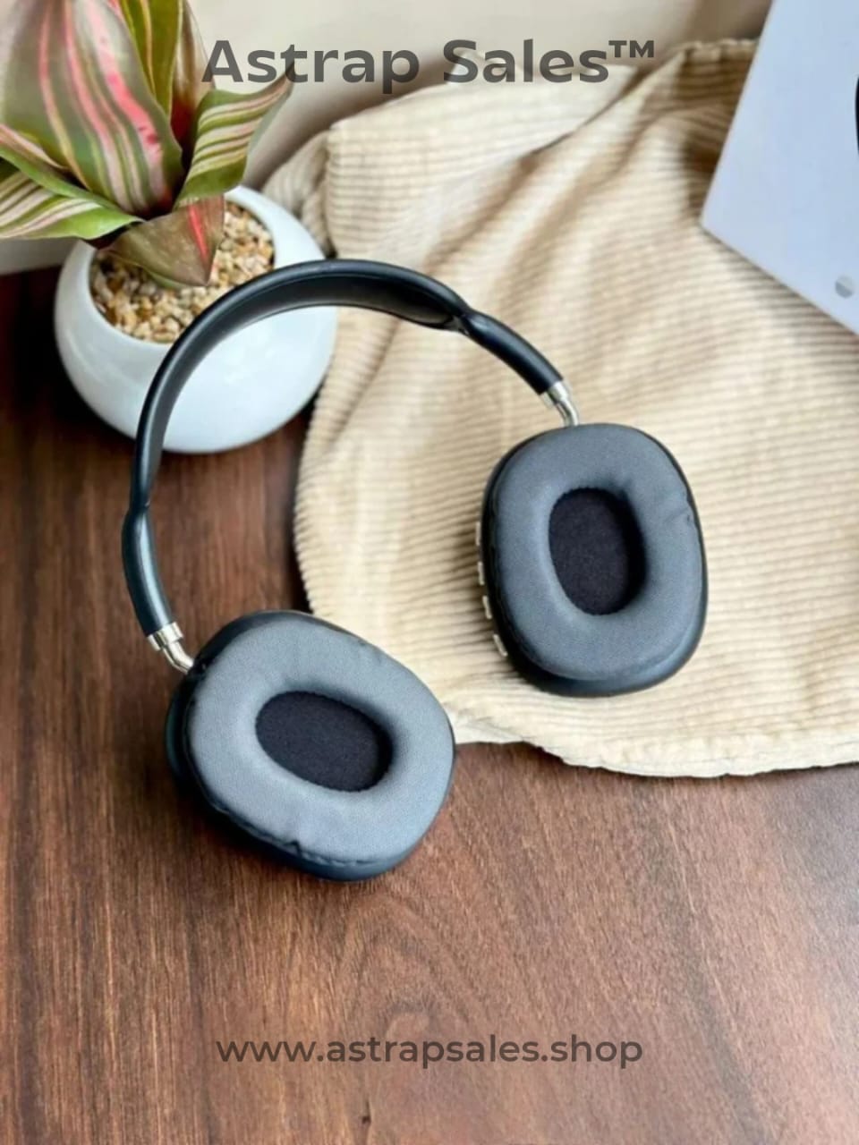 P9 Ultra 2 Combo Pack 💥 Smartwatch + Wireless Over-Ear Headphones + 7 Bands